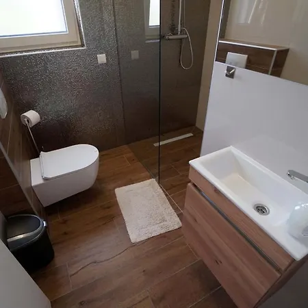 With A Parking Space Brodarica, Sibenik - 21095 Apartment Brodarica (Sibenik-Knin)